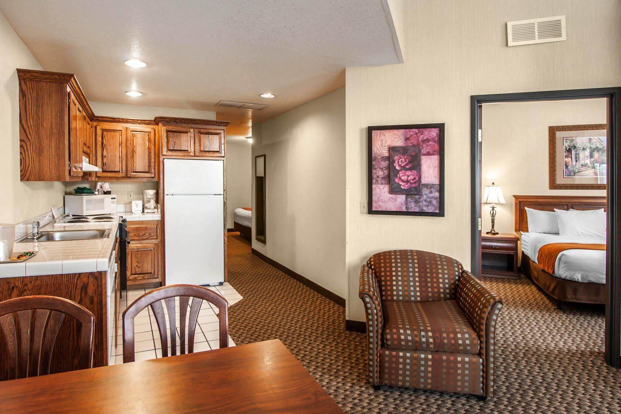 Comfort Suites Corvallis Exterior foto